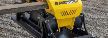 Bomag zeigt Elektroverdichter und neue Anbaugeräte