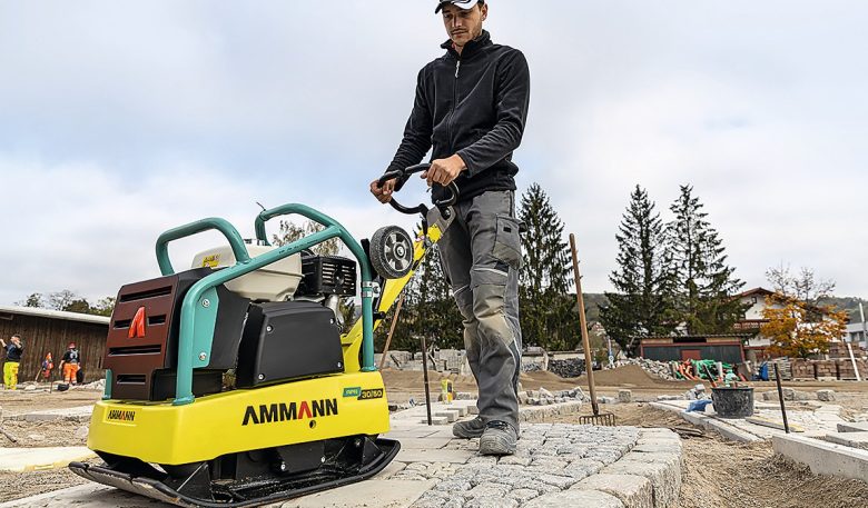 Ammann zeigt Maschinen für Pflaster, Wegebau und Asphalt