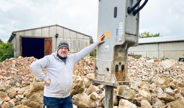 LIS-Hydraulikhämmer an Material und Einsatz angepasst