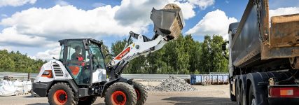 Bobcat präsentiert neuen L85 und L100 mit Zusatzhydraulik