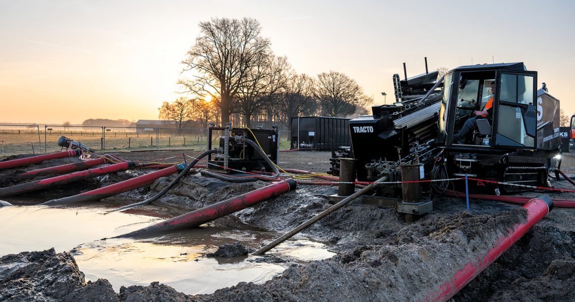 Niks Infra setzt auf den Tracto-Grundodrill JCS300 Tracto