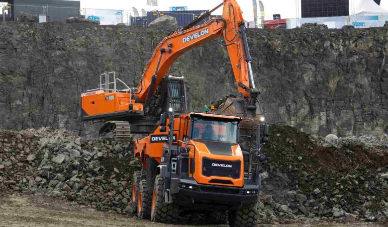 Neue 9er-Serie und elektrische Antriebstechnik im Fokus