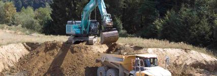 Kobelco SK520LC-11E verstärkt die Abbauflotte