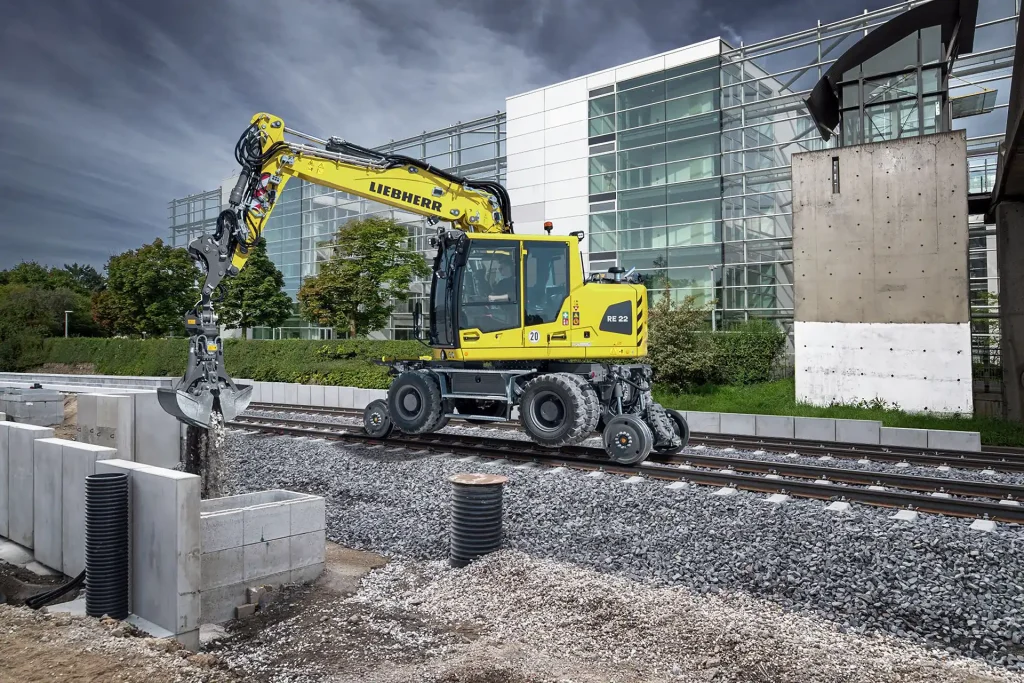 Liebherr präsentiert den RE 22 M Litronic