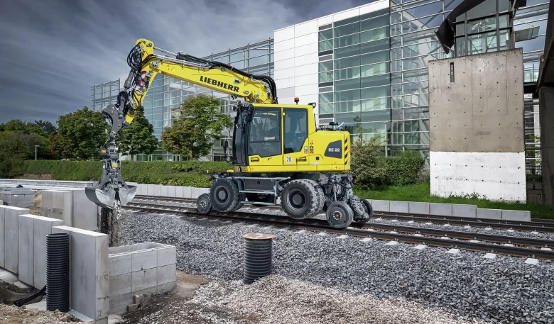 Liebherr präsentiert den RE 22 M Litronic