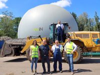 Cat 950 GC Electric übernimmt Materialumschlag im Kompostwerk