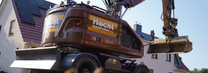Rehbrauner Cat M319 mit Sonderausstattung